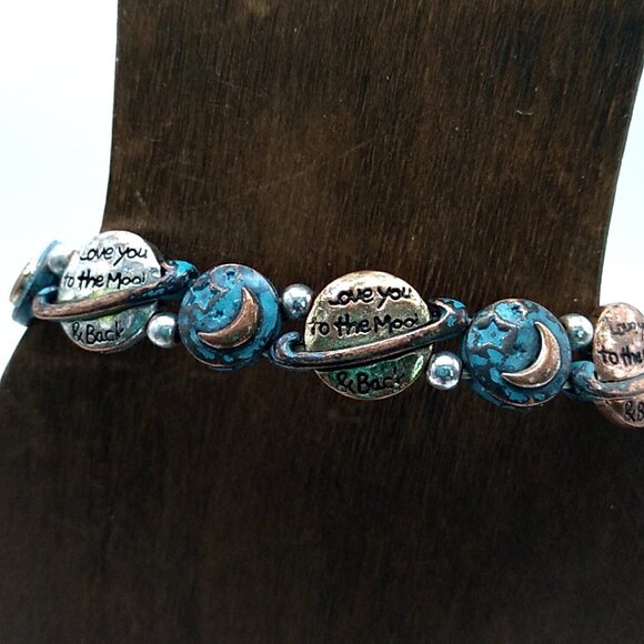 Love You To The Moon & Back Celestial Stretch Disc Bracelet - Picture 12 of 16